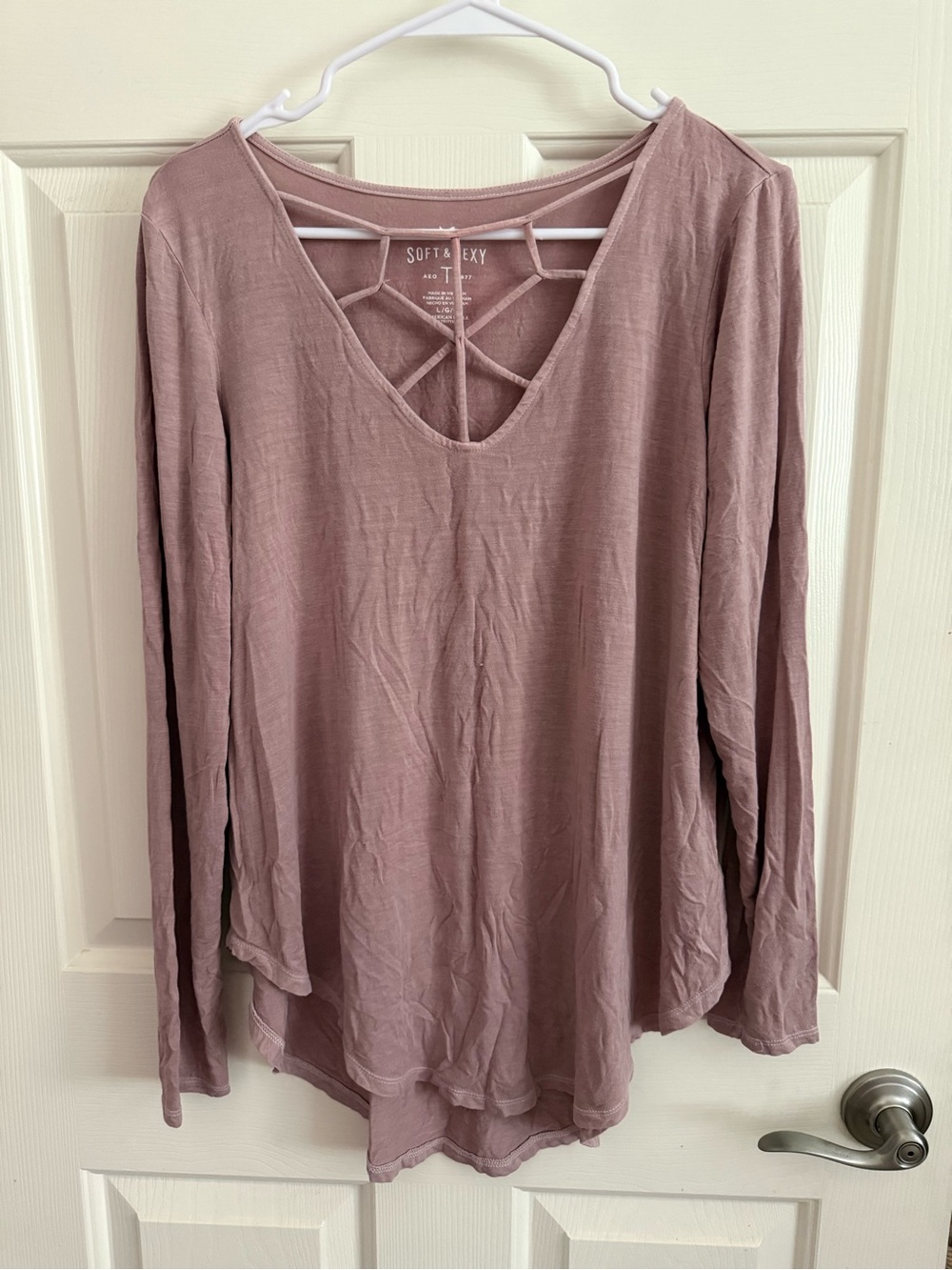 American Eagle Outfitters Mauve Crisscross V-Neck Long Sleeve Top